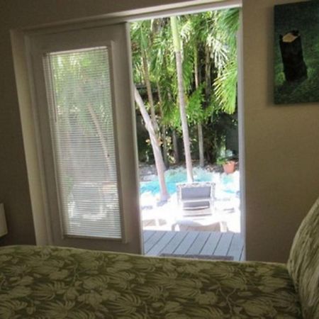 Suite Dreams Inn By The Beach Key West Exterior photo